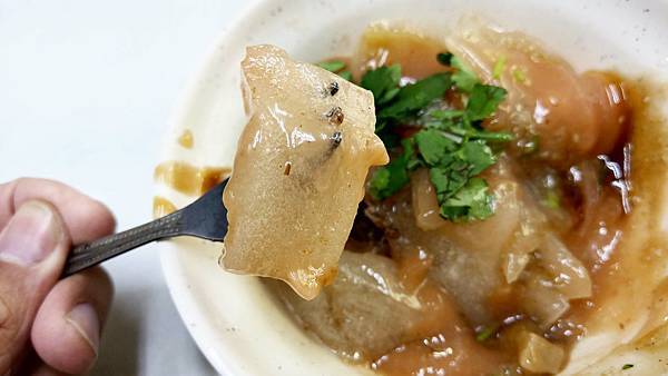 【台北美食】新中肉圓-40年老字號的美味肉圓小吃店