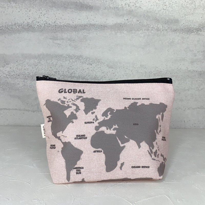 防潑水收納包,空間大好收納不怕溼答答 可做為3C包,化妝包,筆袋等