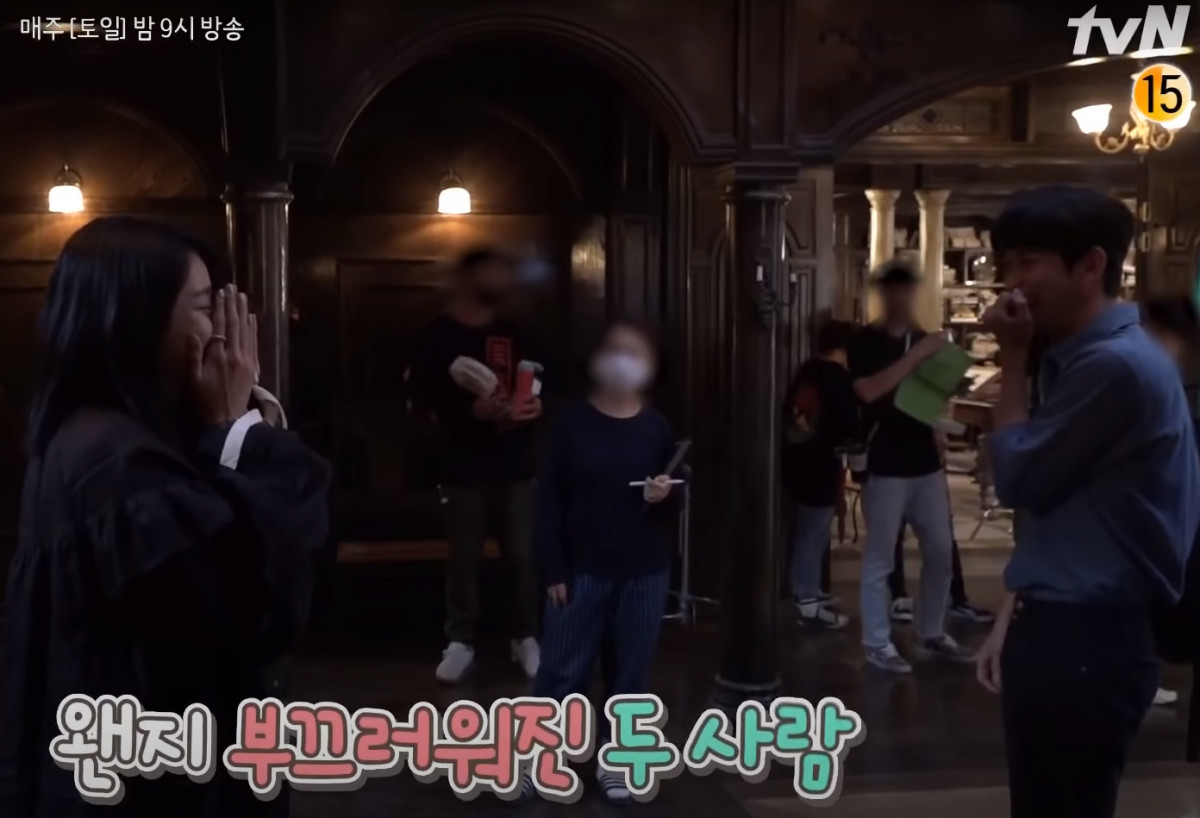 《雖然是精神病但沒關係》有愛花絮2：徐睿知&金秀賢突然「互相害羞」