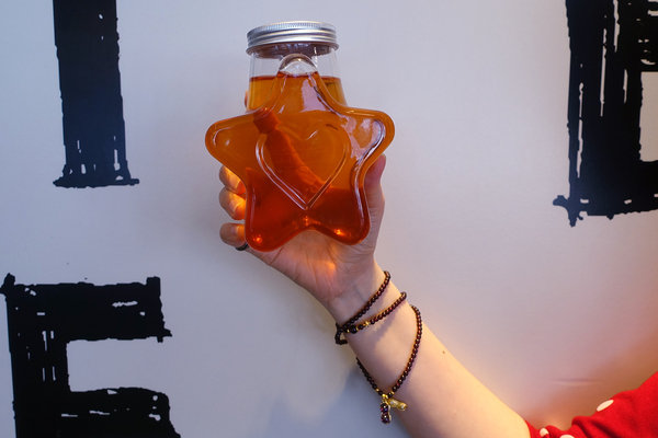 時尚好看的開運手鍊-財神小舖天然紅榴石好事發生手鍊，不俗氣的開運小物，可以當項鍊及纏繞手鍊的好看開運飾品