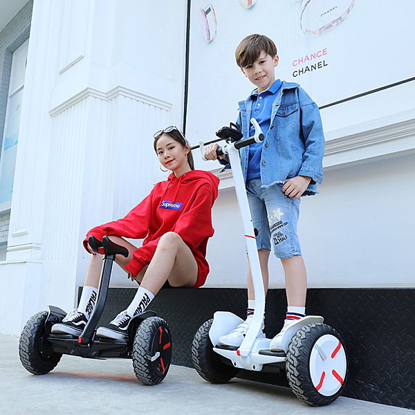 智慧體感車電動兩輪兒童代步車帶手扶杆成人越野思維車