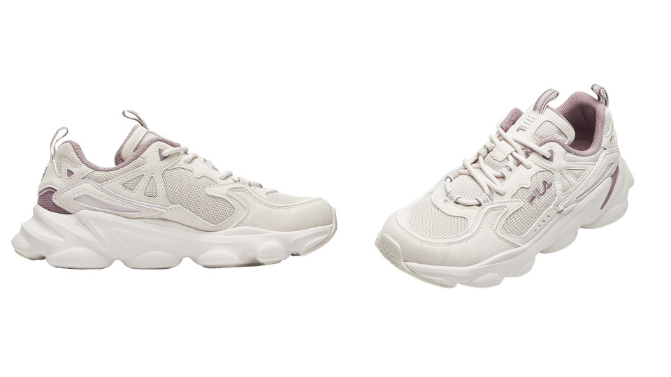 FILA煙燻淡粉老爹鞋