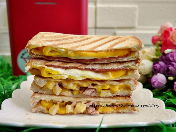 【獅子心】二合一熱壓吐司機 #鬆餅機 #三明治機 #可換烤盤 #附食譜 #點心 #午茶 #親子手作 (18).JPG