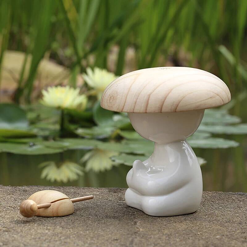  小和尚造型智慧燈 輕敲木魚就能開關