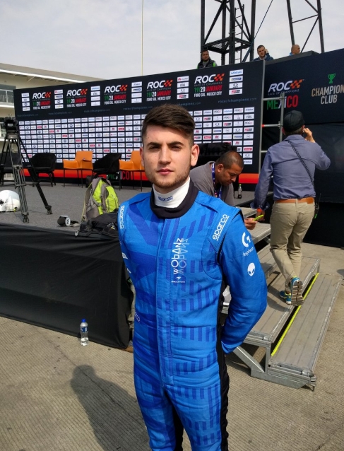 電競賽車選手Enzo Bonito上現實世界賽道挑戰世界車王爭霸賽，竟連續戰勝2位F1 E、Indy500冠軍車手