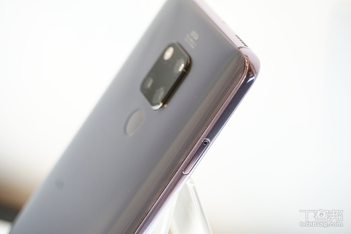 7.2 吋超級大螢幕、5000mAh 大電量！ HUAWEI Mate20 X 在台推出，售價 22,900 元