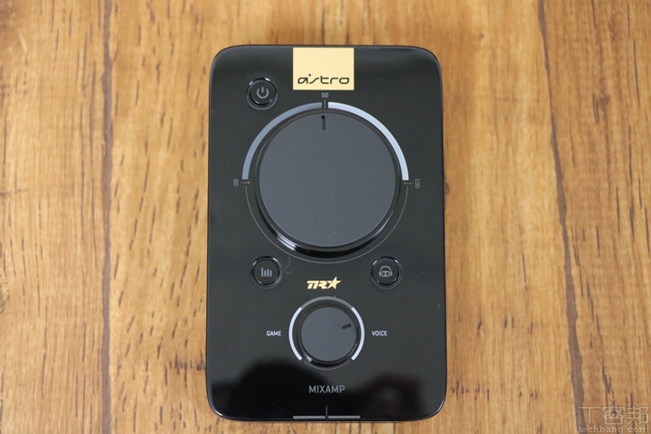 跨平台競技遊戲潮人利器，羅技 ASTRO A40 電競耳麥+音頻擴大器 開箱體驗