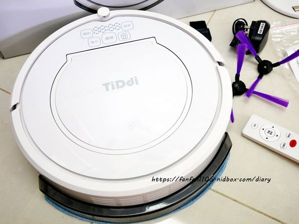 居家清潔【TiDdi鈦敵】V320全新第二代智能規劃掃地機器人 #智能打掃 #自動回充 #水箱拖地 #搖控操作 (6).JPG