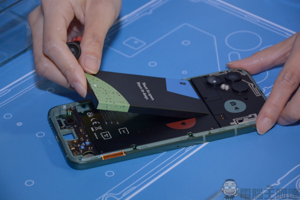 環保尖兵 Fairphone 4 登台，全機模組化強力延伸手機生命週期 - 電腦王阿達