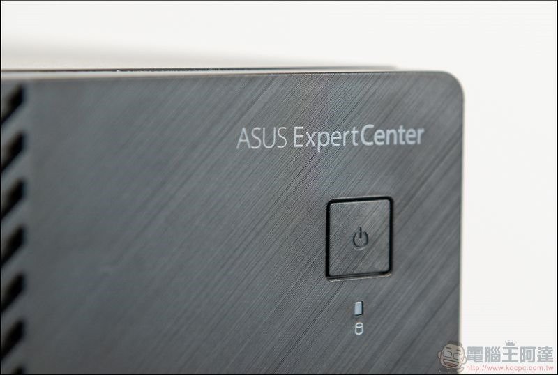 ASUS ExpertCenter D7 Mini Tower (D700MA)開箱 - 03