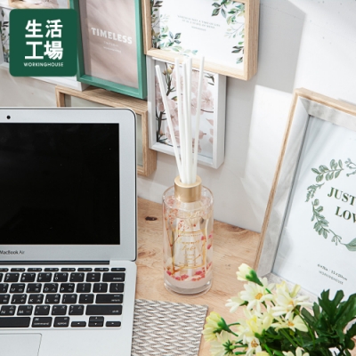 清雅愉悅的視覺設計。 多層次獨特清新香調。 視覺與嗅覺雙重享受。