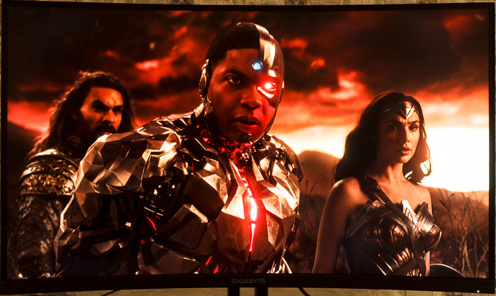 GIGA G32QC 165Hz 極速HDR 電競螢曲面幕，1ms 超快反應，OSD Sidekick 強大操控力