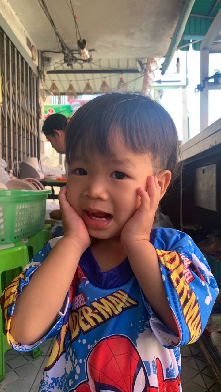 ต้นอ้อ ก๋วยจั๊บญวน+ข้าวตามสั่ง