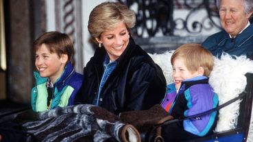 黛安娜王妃「親筆信」揭露威廉王子、哈利王子的聖誕佳節！英國皇室珍寶拍賣會估價4000美元
