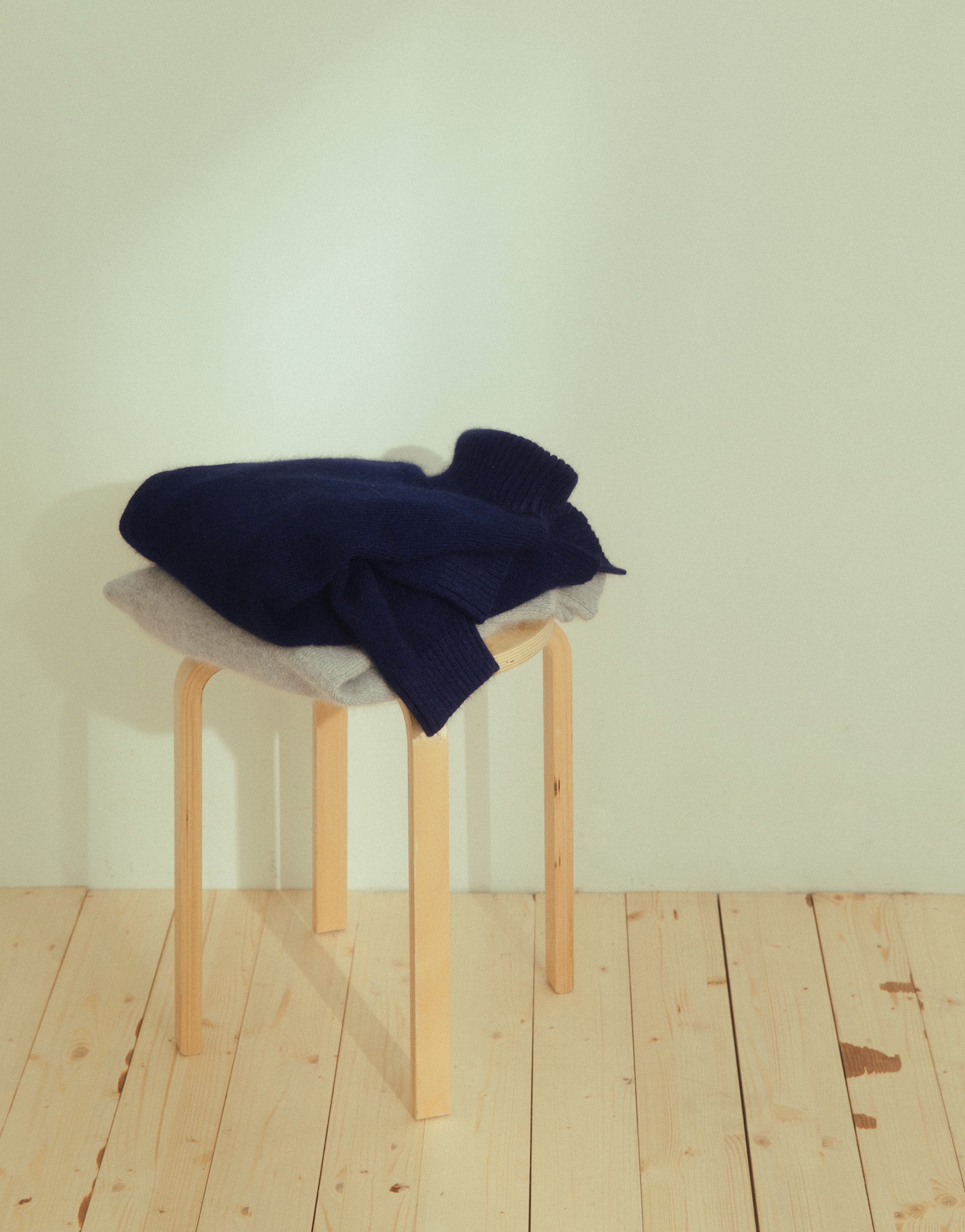 PAZZO+高領保暖側開岔毛衣