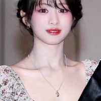 賣女團小卡或代購