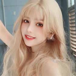 ◎整頂假髮、假髮片、女假髮|◎短假髮、長假髮、假馬尾|◎時尚搭配、造型用品、美髮用品品牌:米蘭精品品牌定位:流行品牌款式:假髮顏色:金色系