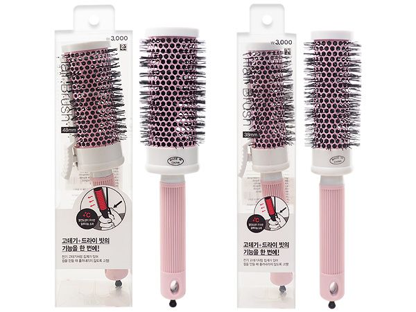 韓國大創Daiso~神級捲髮梳(1支入) 款式可選【D105103】，還有更多的日韓美妝、海外保養品、零食都在小三美日，現在購買立即出貨給您。