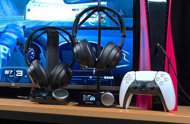 評測】SteelSeries Arctis Nova Pro 有線、無線電競耳機低延遲無線音響