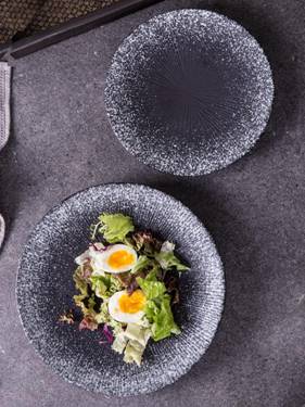 水果碟日式陶瓷西餐盤子意面盤牛排盤水果盤圓盤菜盤子創意黑色磨砂餐具