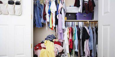 Satu Kebiasaan yang Menjamin Lemari Selalu Rapi
