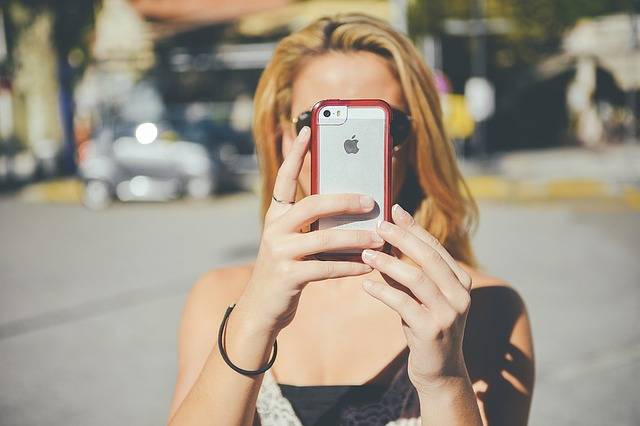 Cara Sederhana Bikin LDR Jadi Berwarna