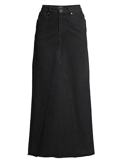 A quirky take on an all-American staple, this denim skirt is not cut in a flirty mini version, but i