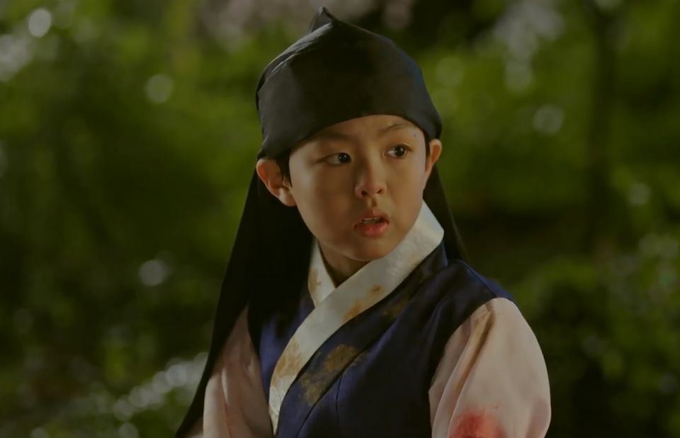 鄭智勛和許廷恩在《百日的郎君》有精彩對手戲，除了對彼此的好感，面對家人被殺、和親人分開，兩位也都演技大爆發。