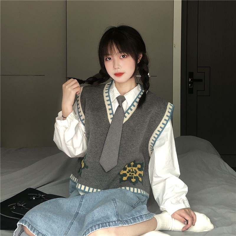 1122馬甲：衣長45 胸圍103針織衫：衣長59 胸圍80 袖長55◆備註：手工測量 單位：cm因測量方法不同，允許3-5CM的誤差,誤差範圍內不屬於質量問題！因拍攝燈光原因和顯示器不同，可能會與圖