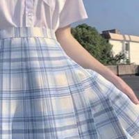 沈月的群