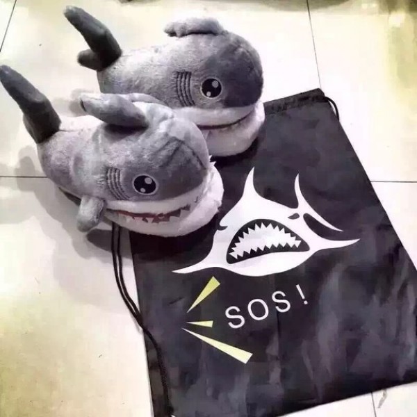 拖鞋,保暖,交換禮物,聖誕節,聖誕,畢業季,室內拖,寶可夢,怪獸大學,迪士尼,造型拖鞋,團購,熱銷,便宜,獨家,便宜,小物,療癒,紓壓,暖腳,12月新品