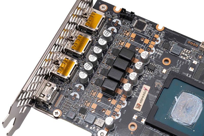 奥行き170mmのPalit「GeForce RTX 3050 StormX OC」を触ってみた 奥行き170mmのPalit「GeForce RTX 3050 StormX OC」を触ってみた