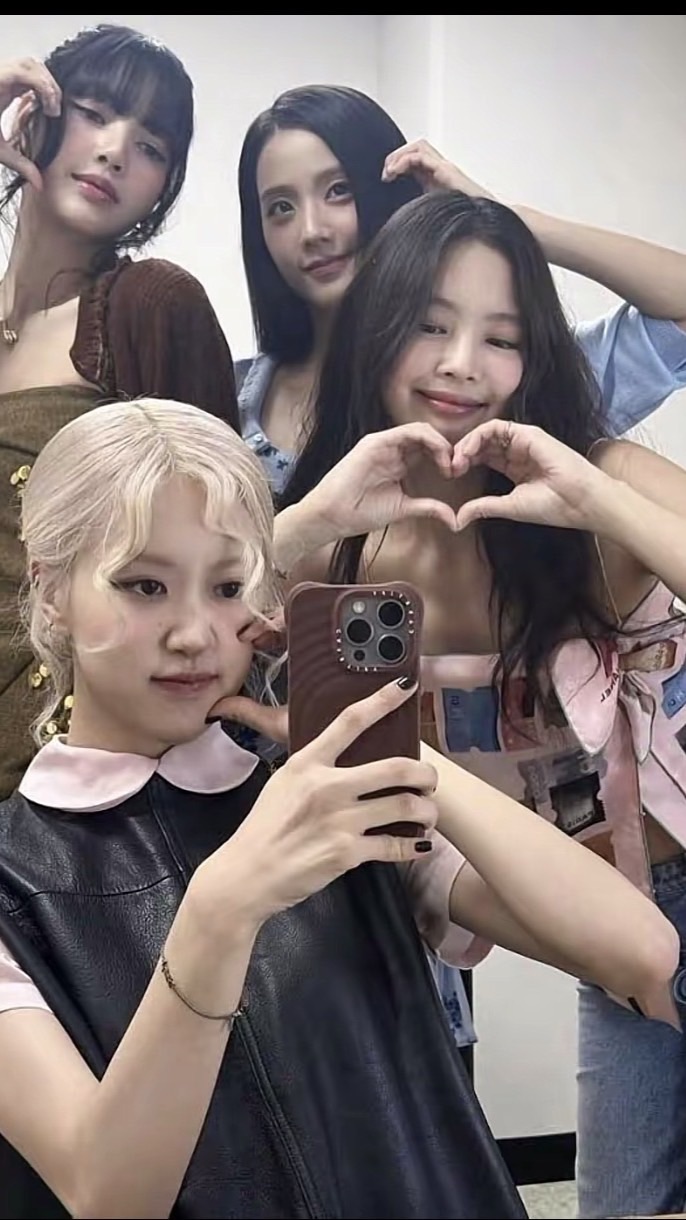BLACKPINK🌷🩷