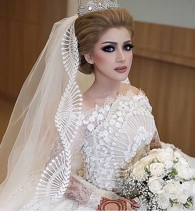  Make  Up  Pengantin  Ala Barbie Saubhaya Makeup