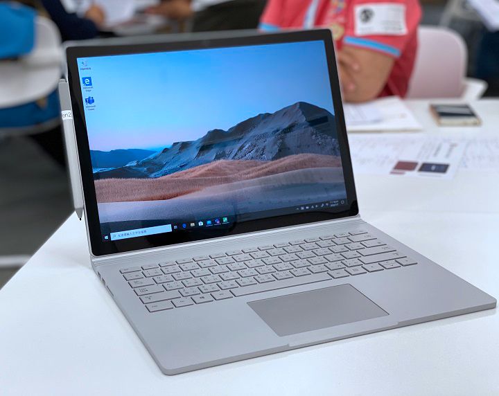 Surface Book 3 最高規格 12 萬，Surface Pro X 與 Surface Go 2 也在台灣上市