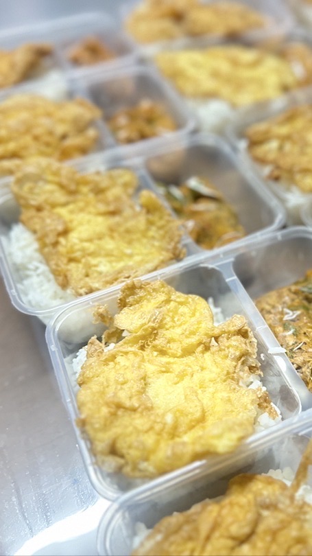 ข้าวทันเที่ยงแน่นอน
