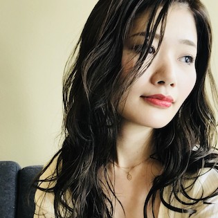 セミロングはパーマがかわいい 自分っぽスタイルを見つけよう