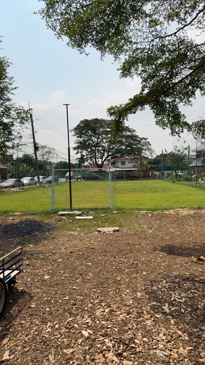 ชมรมฟุตบอลชุมชนเมืองประชา