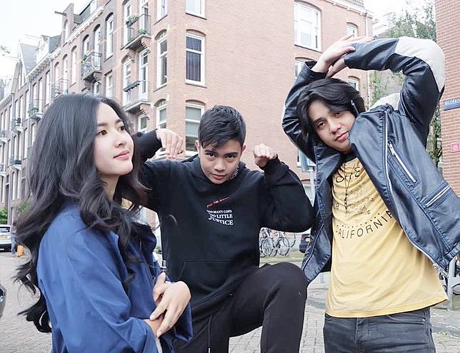 86 Koleksi Foto Foto Romantis Roman Dan Wulan Gratis Terbaik