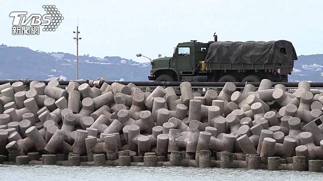 軍車到處跑！日美「利劍軍演」首登與那國島 民眾緊張 Tvbs Line Today