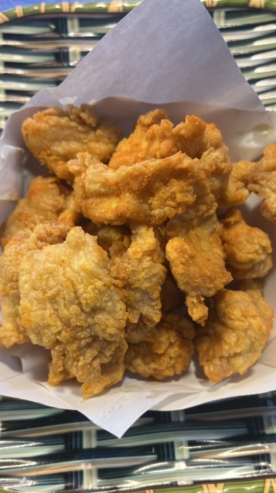 ร้านไก่เขย่า&ยำแซ่บ