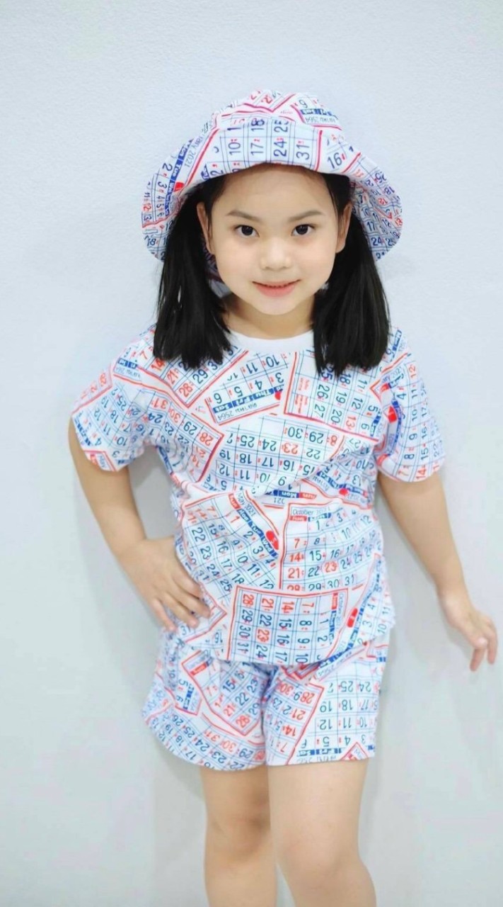 เสื้อผ้าเด็กบ้านน้องเชฟและสินค้าเบ็ดเตล็ด
