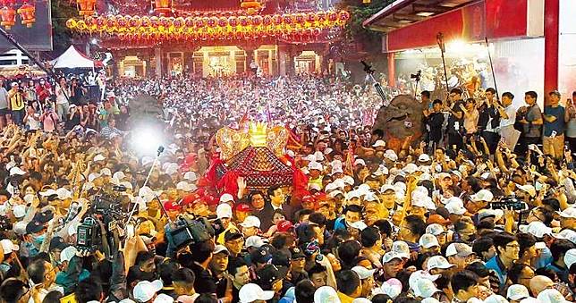 大甲媽繞境辦不辦？醫直言「媽祖已向台灣人託夢」　5眷顧：不聽有報應