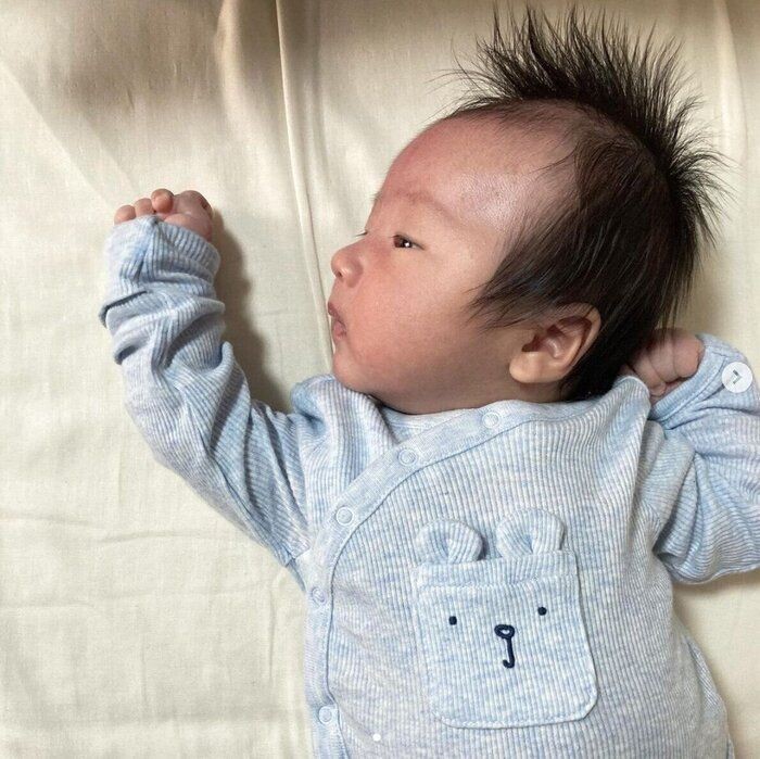 美品☆baby GAP ロンパース 12-18months 80cm 春夏