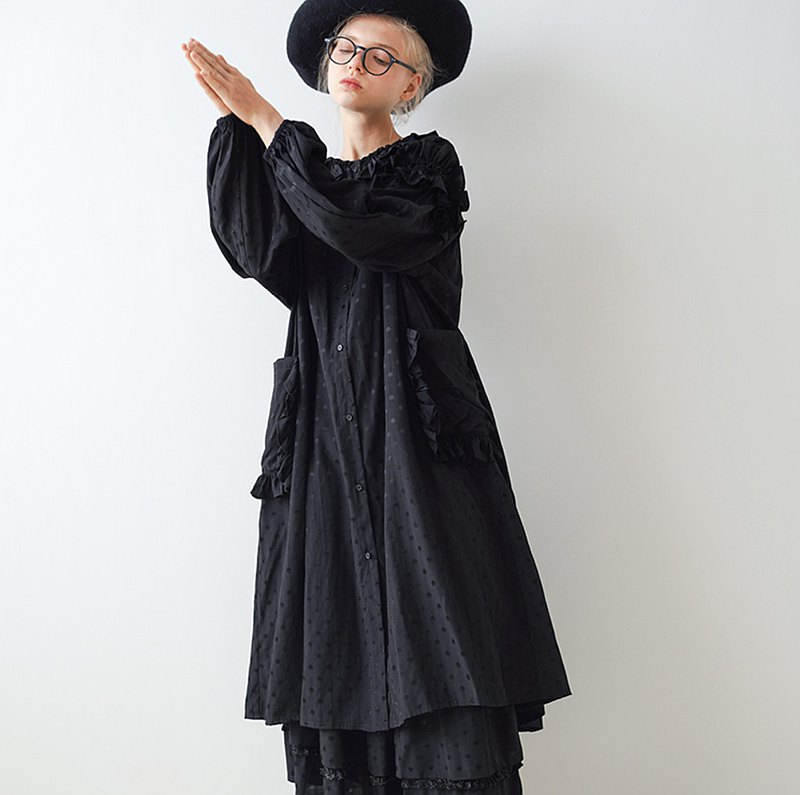 黑色亮點大口袋長襯衫 - imakokoni