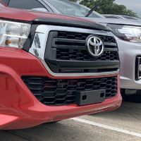 ซื้อขายเเลกเปลี่ยนรถยนต์