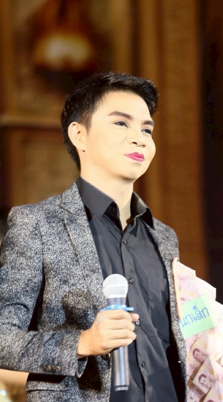 เติร์ก อนันต์ Official