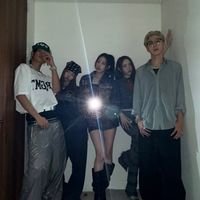 ADP拆代購代拍🖤