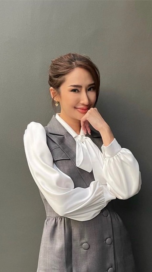 คุยกับเมย์