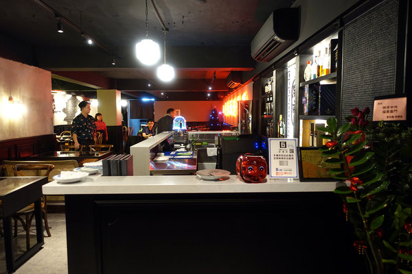 台式餐酒館台北-罔市台式餐酒館，中山區台式餐酒館聚餐，台北不限時台菜餐廳，精緻酒家菜，適合晚餐和宵夜夜晚限定的台式創意餐酒館